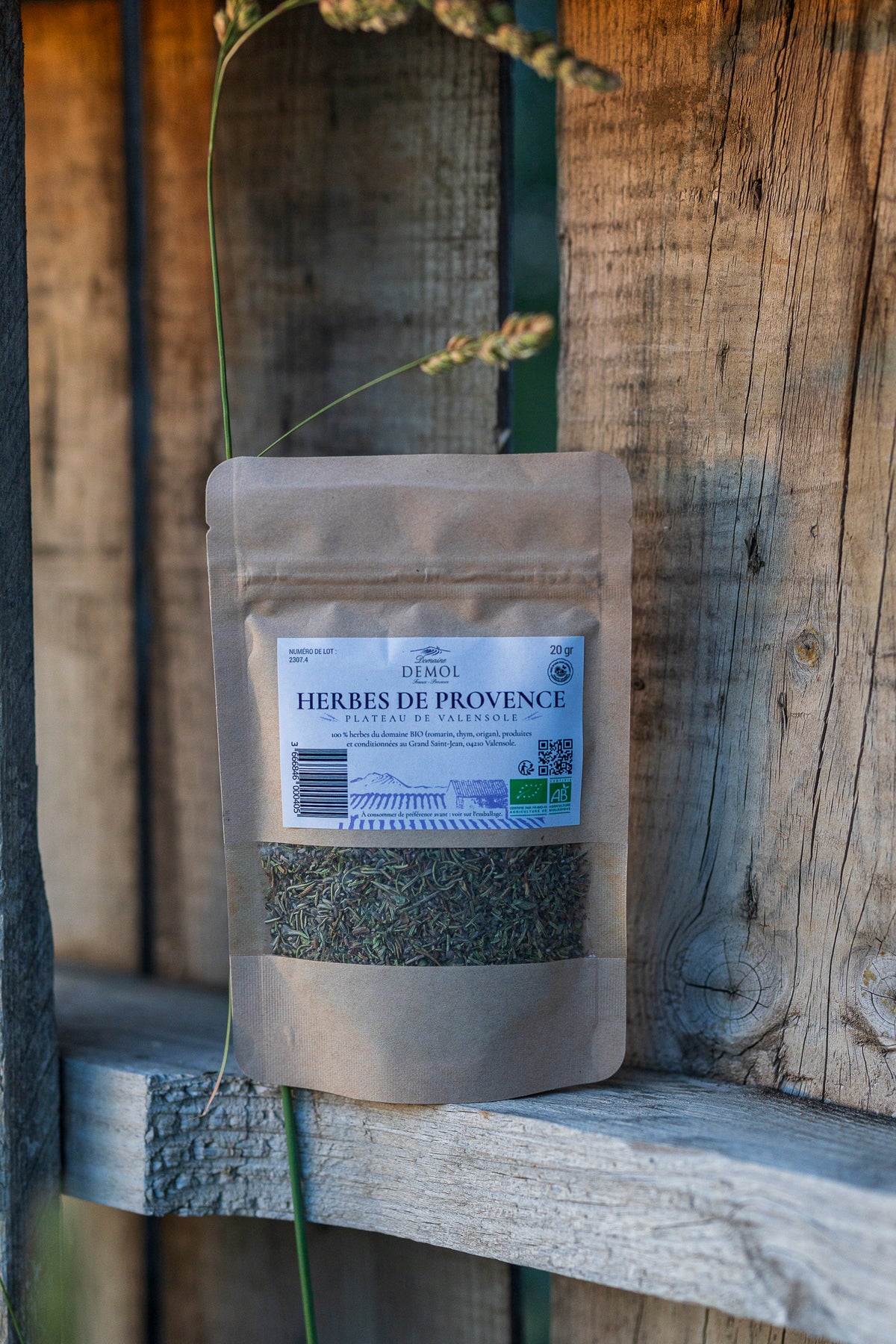 Sachet d'herbes de Provence BIO du plateau de Valensole, mélange séché du Domaine Demol