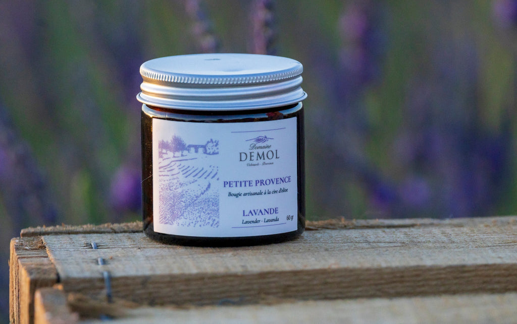 Bougie artisanale à la cire d'abeille Petite Provence parfum lavande, Domaine Demol